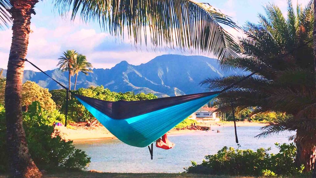 Camping in Hammock 